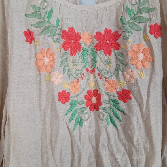 Krazy Kat Embroidered Cold Shoulder Flowy Top Size XXL - Picture 7 of 14